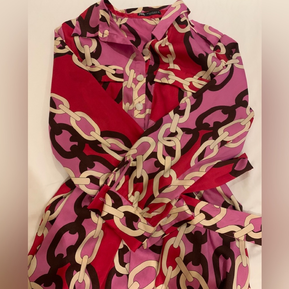 Absolutely stunning Versace like print and style Zara dress for any occasions XL